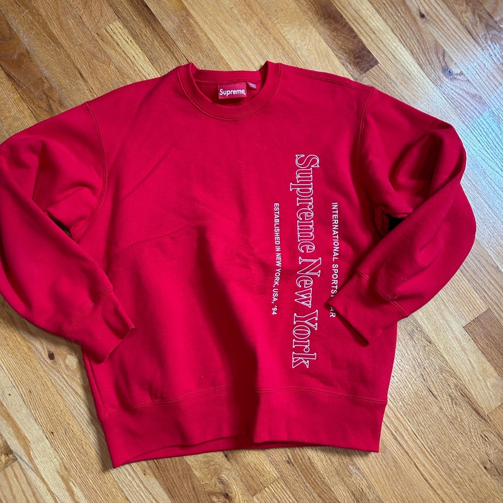 Supreme Red Sweatshirt with Classic Crewneck (new no tags)